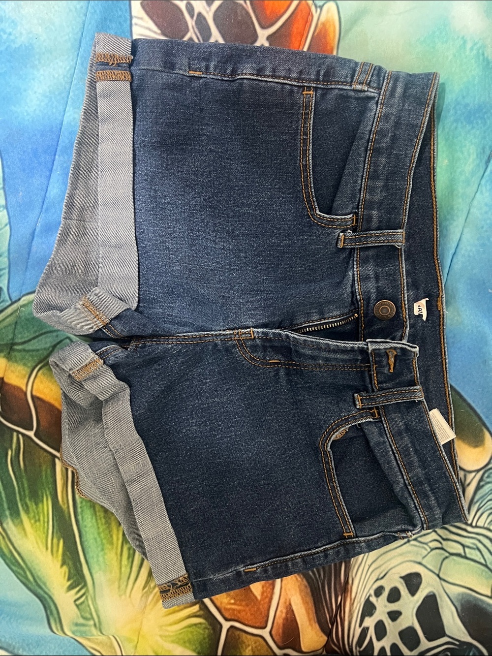 Old Navy ~Classic Dark Wash Denim Roll-Cuff Shorts